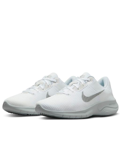Nike White (Wmns) Flex Experience Run 11 Wide Metallic'