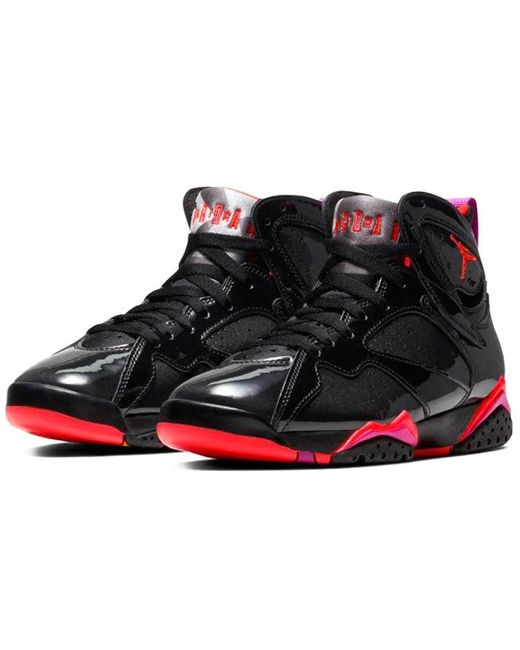 Nike Black (Wmns) 7 Retro Gloss'