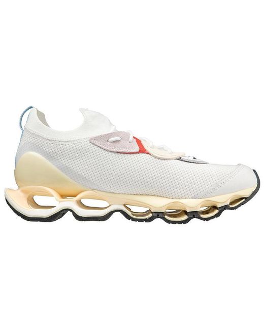 Mizuno White Wave Prophecy Beta for men