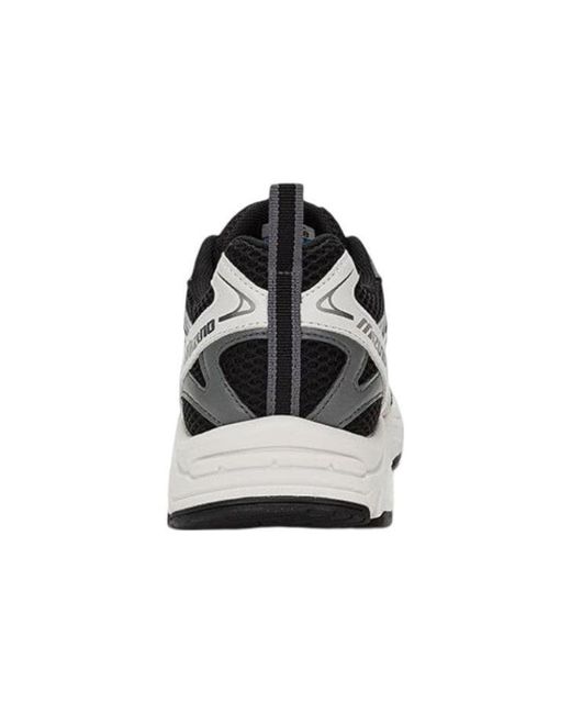 Mizuno Black Lg 2000 for men
