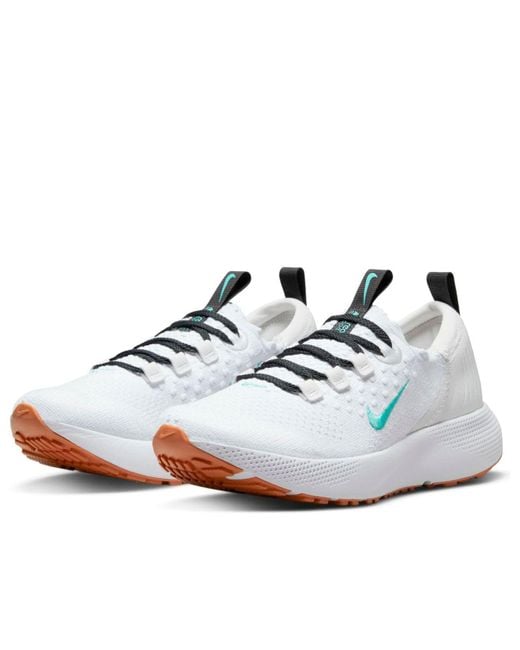 Nike White (Wmns) React Escape Run Flyknit 'Platinum Tint Washed'