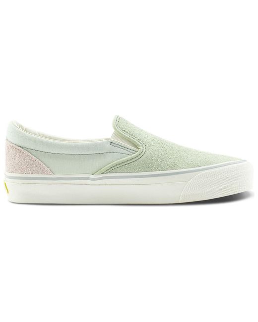 Vans White Slip-On Skateboarding Shoes 'Light' for men