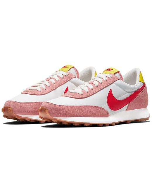 Nike Pink (Wmns) Daybreak 'Coral Stardust'