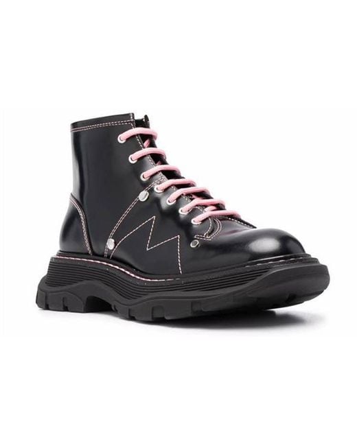 McQueen Black (Wmns) Contrast Stitch Tread Lace Up Boots