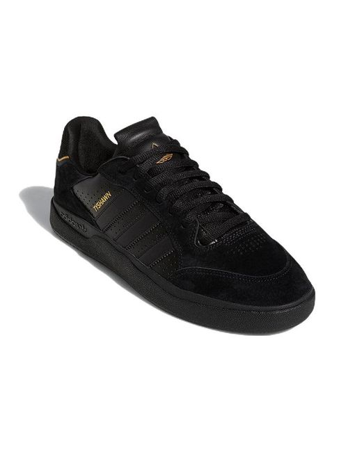 Adidas Black Tyshawn Low Shoes Metallic' for men