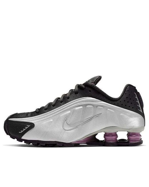 White nike cheap shox clearance
