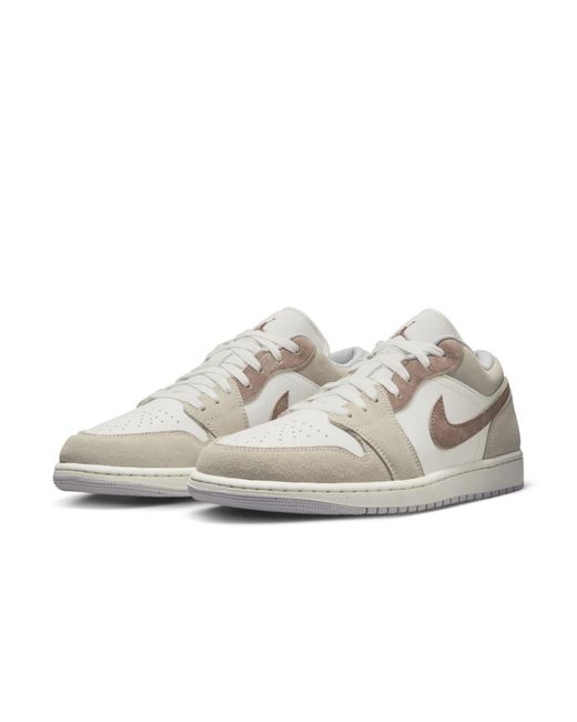 Nike White 1 Low Se 'Legend Light' for men