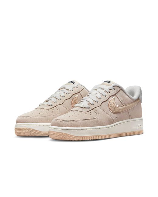 Nike White (Wmns) Air Force 1 '07 Se 'Sanddrift Sherpa'
