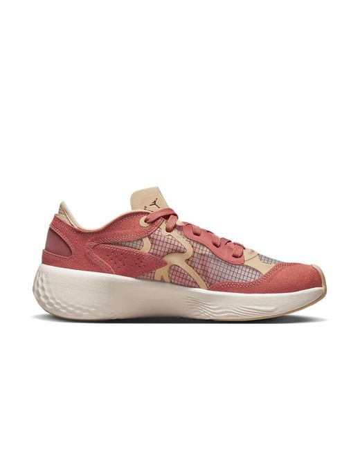 Nike Pink (Wmns) Delta 3 Low 'Canyon Rattan'