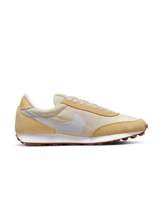 Nike White (Wmns) Daybreak Se 'Flower Embroidery'