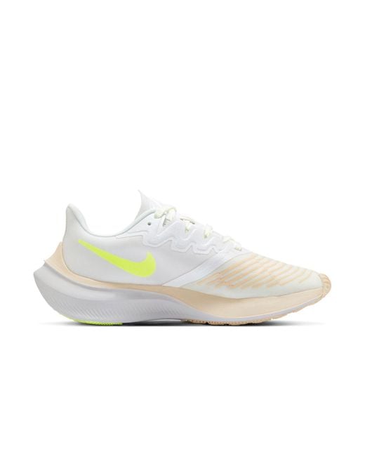 Nike White (Wmns) Zoom Gravity 2