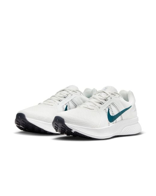 Nike White Run Swift 2 Valerian' for men