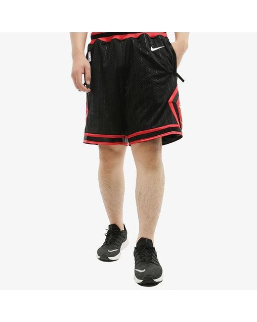 Nike Bulls Courtside Statement Edition Chicago Bulls Basketball Shorts Blackred for men