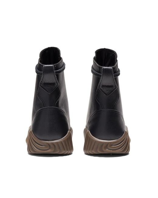Onitsuka Tiger Black Acromount Boots for men