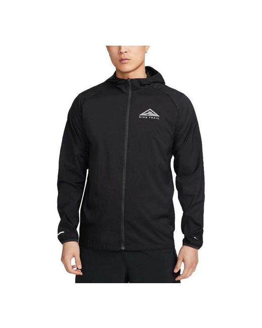 Nike Black Trail Aireez Lightweight Trail Running Jacket for men