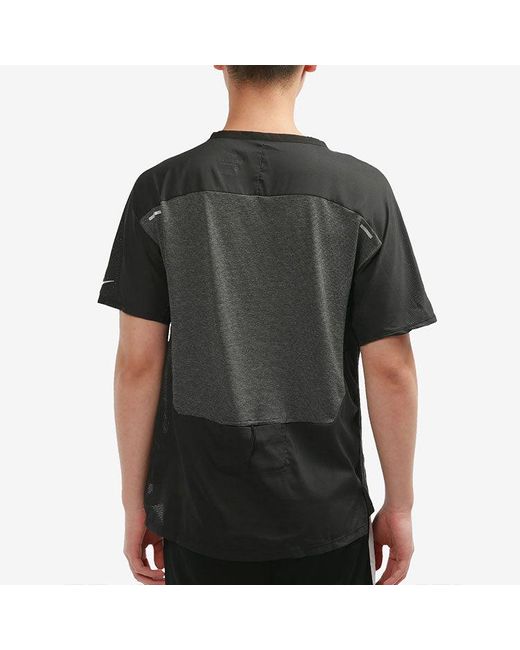 Nike Black Ultra Run Division Trainingsport Fast-Dry Breathable Fabric Short Sleeve T-Shirt for men