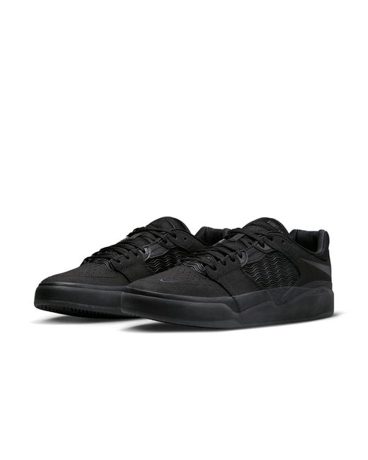 Nike Black Sb Ishod Wair Premium Skate Shoes for men