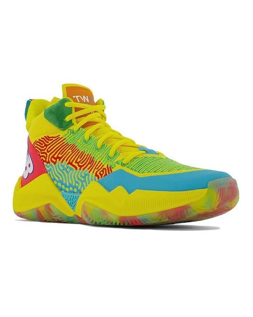 New Balance Yellow Two Wxy for men