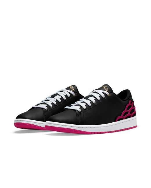 Nike Red 1 Centre Court for men