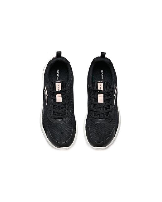 Anta Black (Wmns) Hydrogen Runner Low