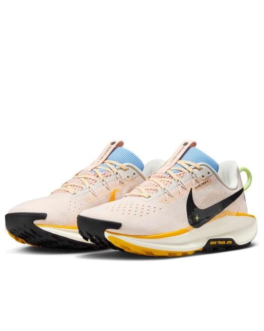Nike White (Wmns) Pegasus Trail 5 'Washed Coral Psychic University'