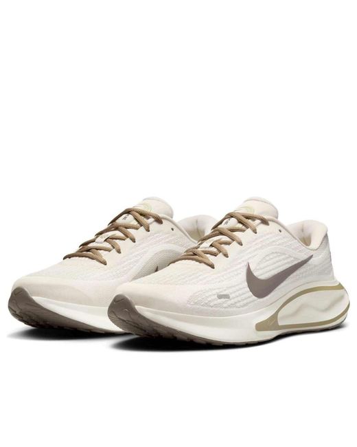 Nike White Journey Run Road Running Shoes for men