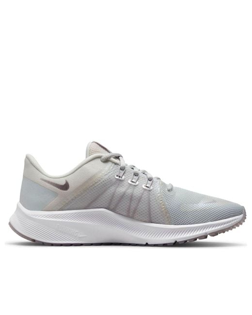 Nike Gray (Wmns) Quest 4 Premium 'Photon Dust Metallic Lustre'