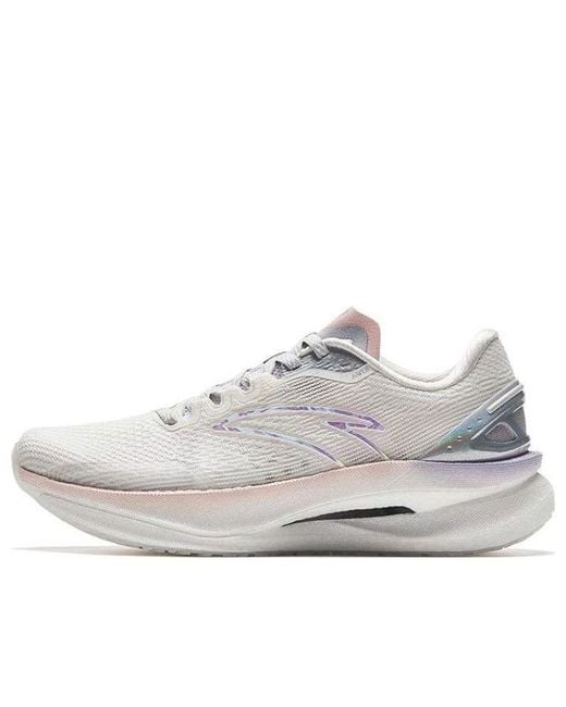 Anta White (Wmns) Running Series Sneakers
