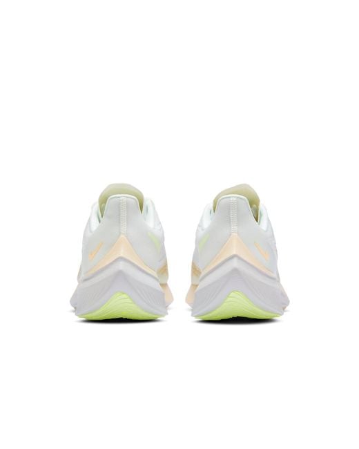 Nike White (Wmns) Zoom Gravity 2