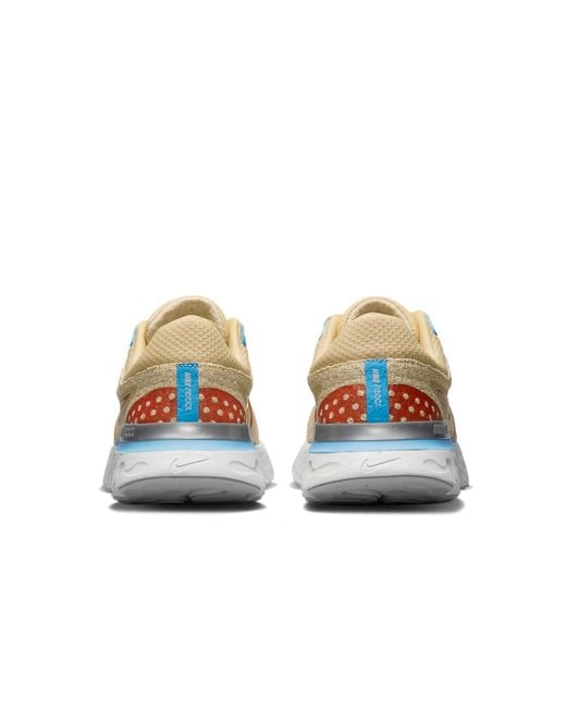 Nike Brown (Wmns) React Infinity Run Flyknit 3 'Sesame Metallic Copper'