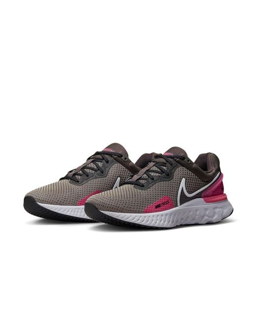 Nike Brown React Miler 3 Road Running Shoes 'Medium Ash' for men