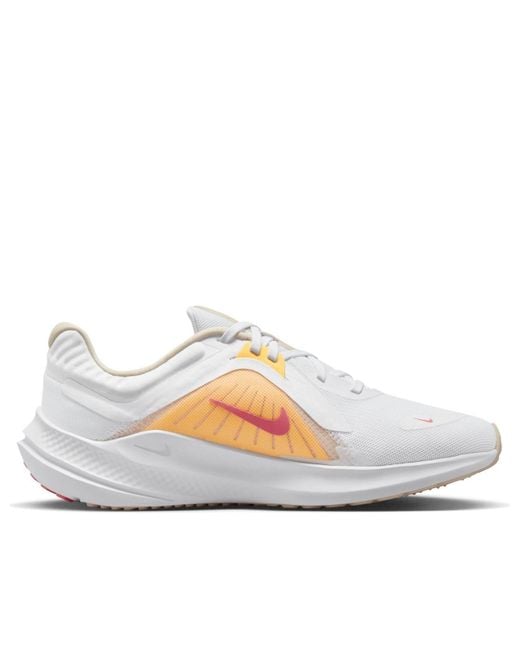 Nike White (Wmns) Quest