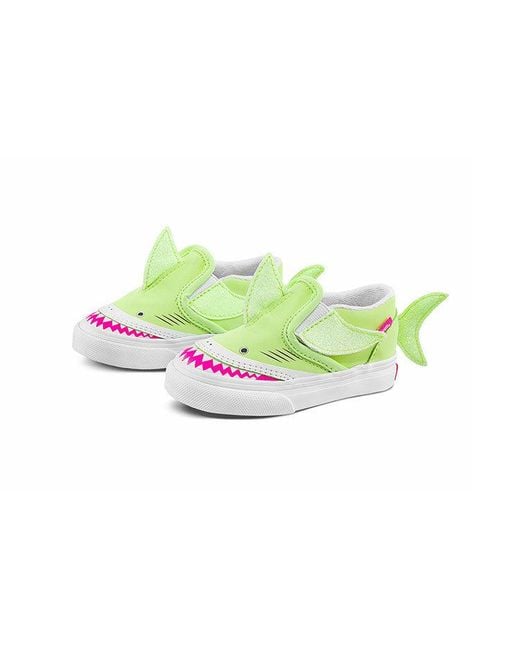 Vans Green Slip-On V Low Tops Casual Skateboarding Shoes for men