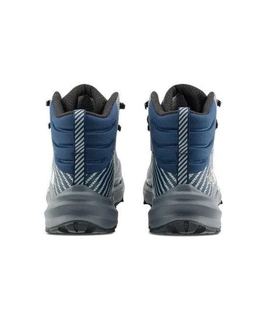 The North Face Blue Vectiv Fastpack Mid Futurelight Hiking Shoes for men