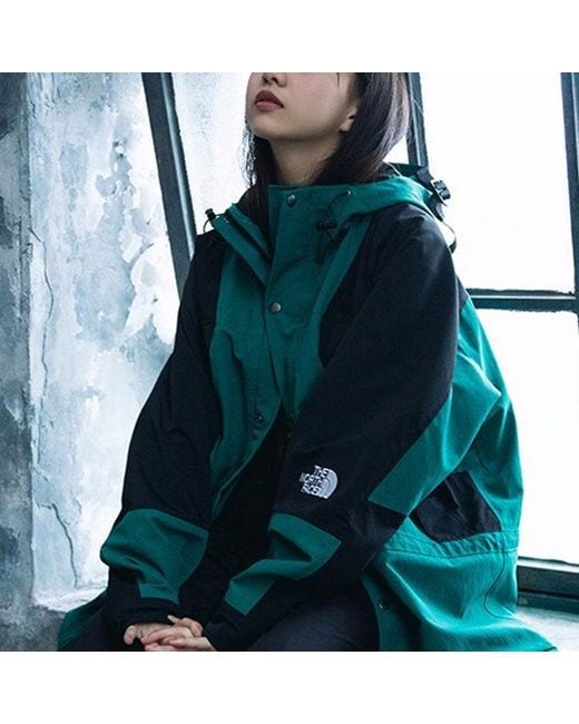 The North Face Green Retro Mountain Light Futurelight Jacket for men