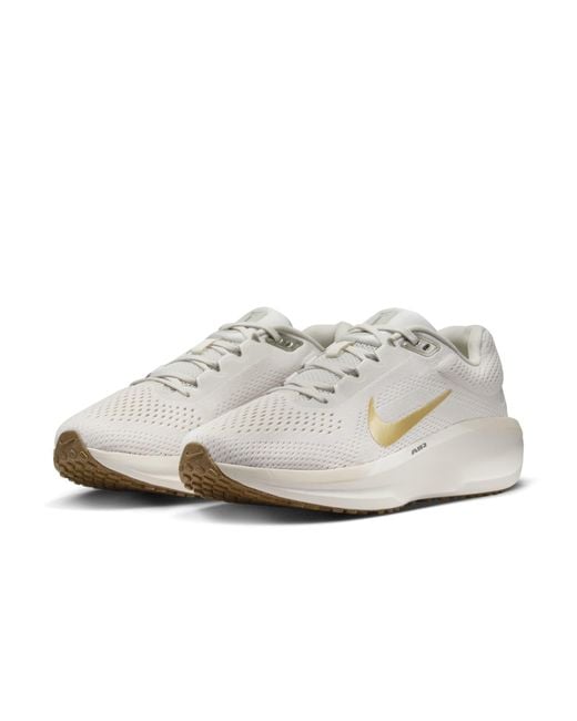 Nike White (Wmns) Air Zoom Winflo 11 Road Running Shoes 'Phantom'