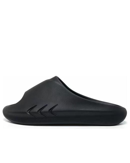 Rigorer Black Mini Shark Sandals for men
