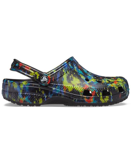 CROCSTM Blue Classic Tie Dye Pattern Beach Denim Sandals