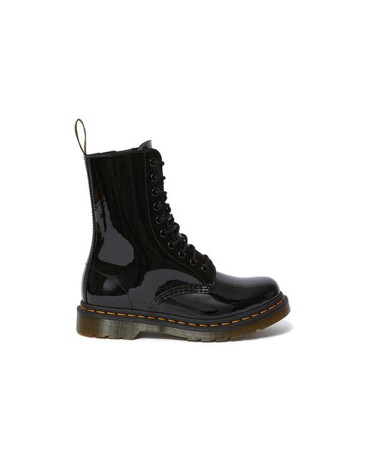 Dr. Martens Black (Wmns) 1490 Patent Lamper Boots
