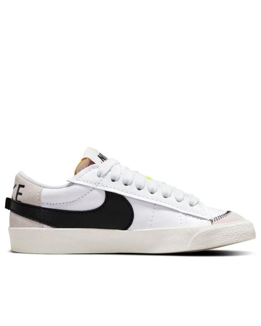 Nike White Blazer Low '77 Jumbo