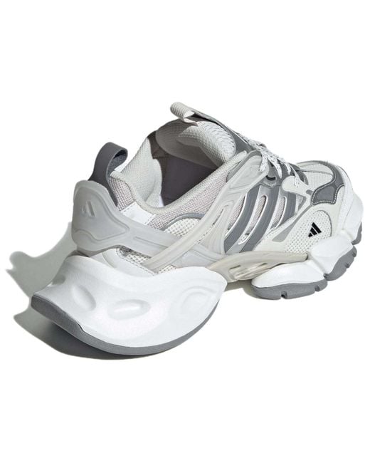 Adidas White Xlg Runner Deluxe