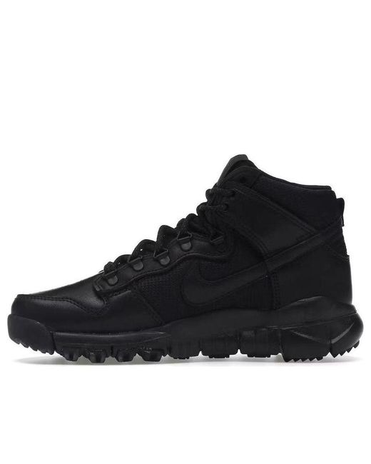 Nike Black Sb Dunk High Boot for men