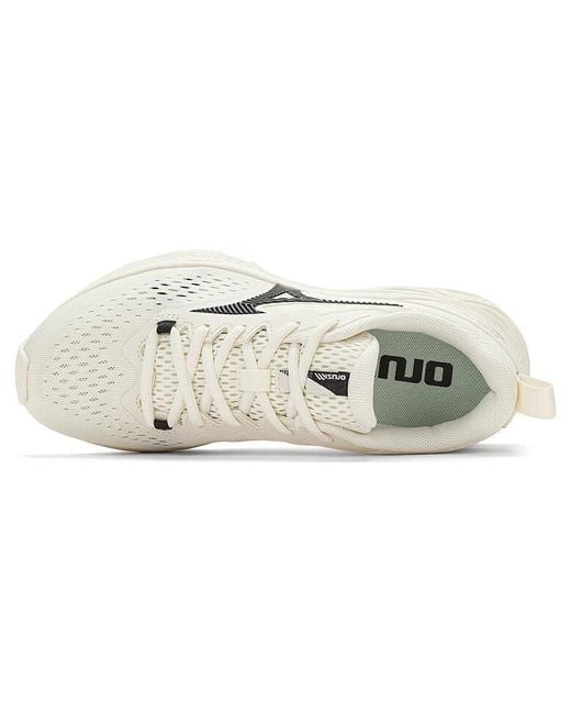 Mizuno White Racer for men