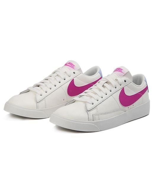 Nike Pink (Wmns) Blazer Low 'Fire'