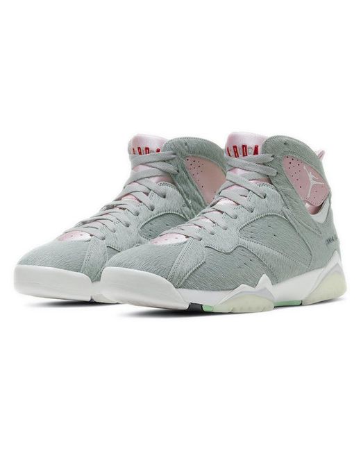 Nike Gray 7 Retro Se 'Hare 2.0' for men