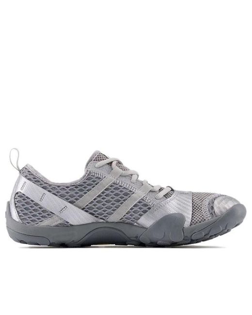 New Balance Gray Mt10 for men
