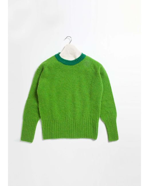 La Fetiche Green Viva Traditional Brushed Crew Neck Seamfree Sweater With Bright Contrast Neck Trim