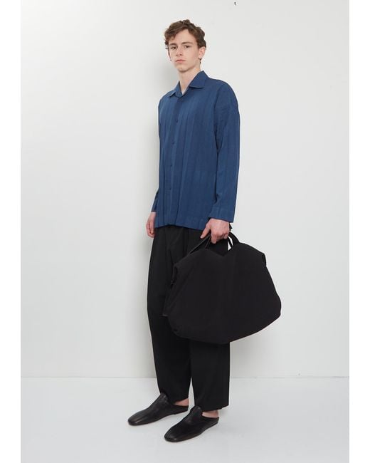 Homme Plissé Issey Miyake Travel Bag in Black | Lyst