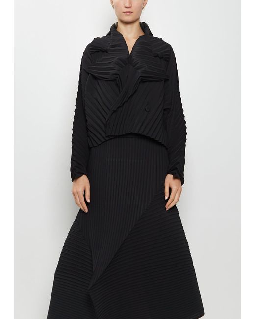 Issey Miyake Black Wave Pleats Jacket