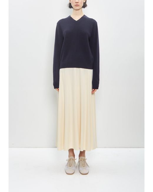 Totême  Blue Cashmere Classic V-neck Knit